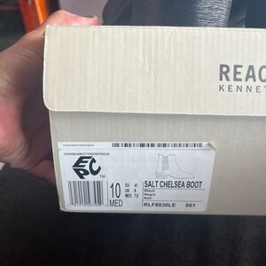 Kenneth Cole Salt Chelsea Boot - Sleek Black